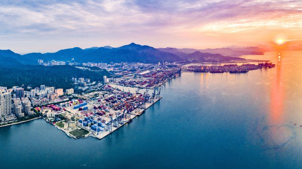 丽江市KY开元港口服务集团有限公司揭牌
